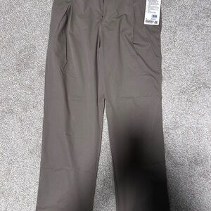 Men's Classic Tan Pants